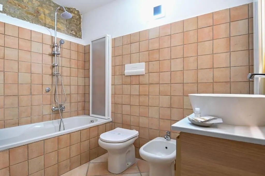 Appartamento Happy House Costa di Mezzate 0*,